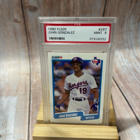 1990 Fleer Juan Gonzalez #297 PSA Mint 9 Baseball Card Item #ME536 - Picture 2 of 3